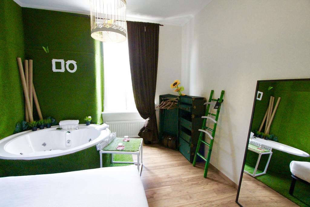 Jacuzzi Rooms Рим Экстерьер фото