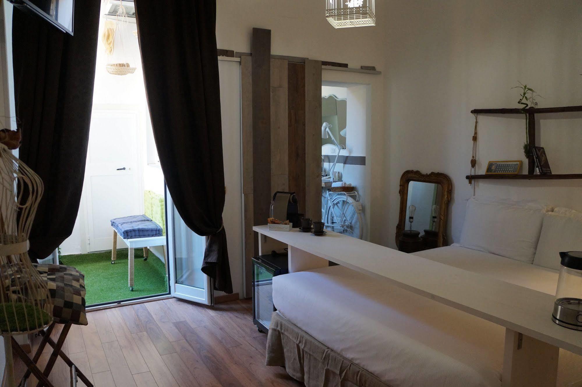 Jacuzzi Rooms Рим Экстерьер фото
