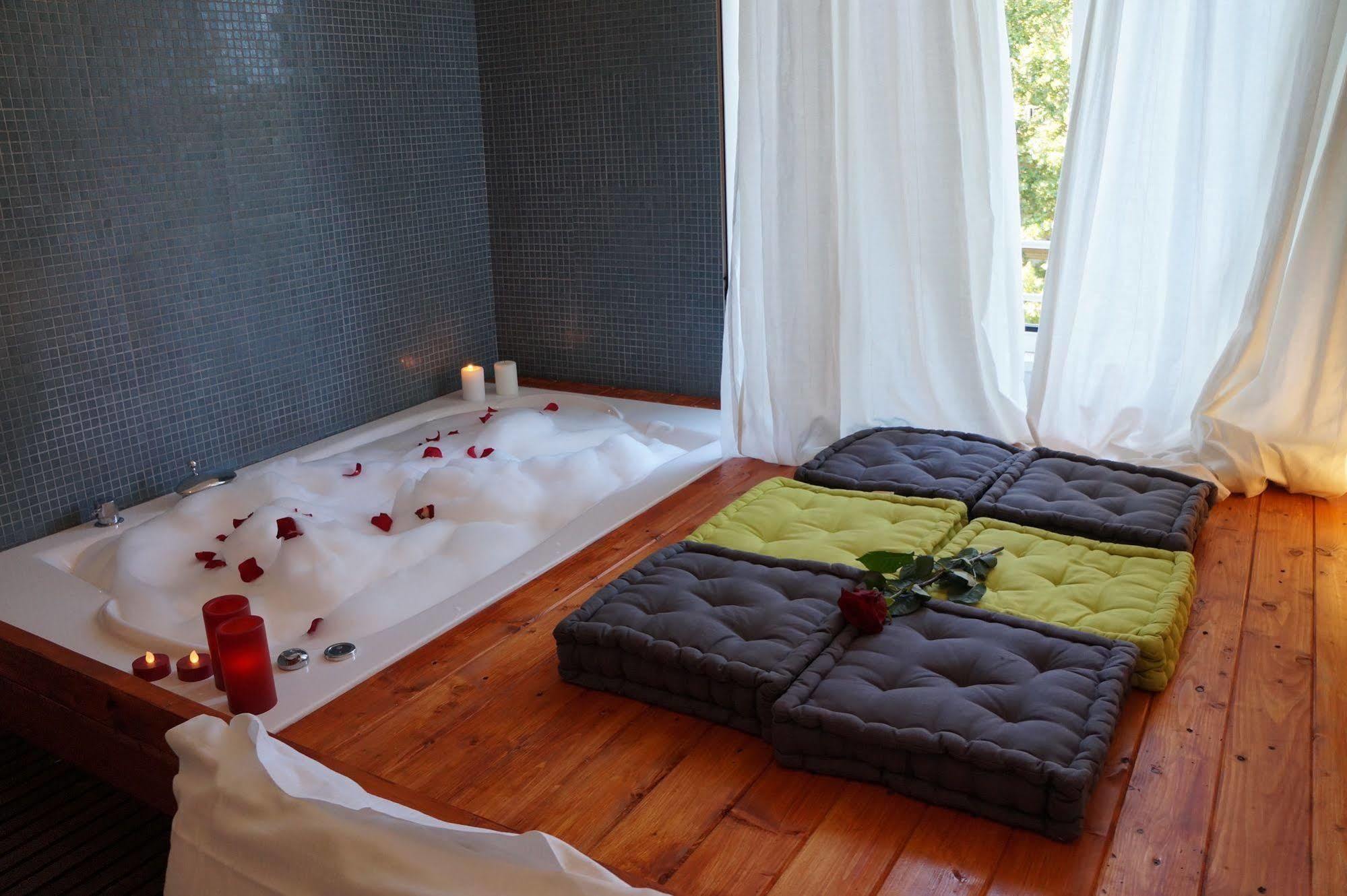 Jacuzzi Rooms Рим Экстерьер фото